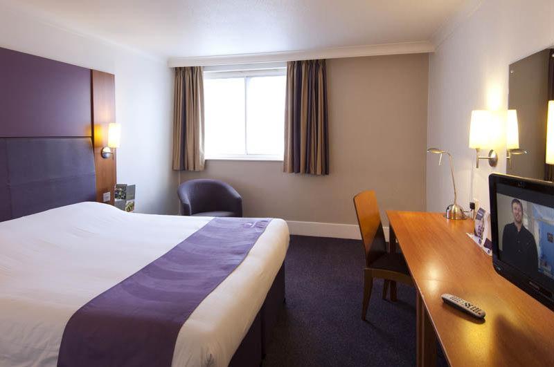 Premier Inn Premier Inn Crewe Nantwich Exteriör bild